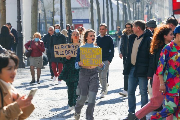 Transformations Urbaines : Quand le Vandalisme Rencontre l'Art de Rue