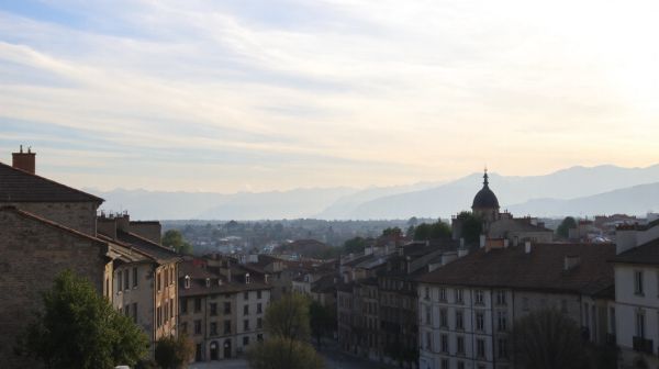 Découvrez les raisons de la facilité d'accès à la omra depuis Lyon
